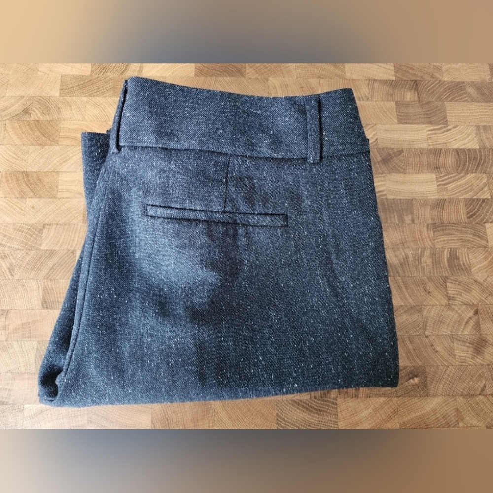 🍂✨️🍁✨️❄️ Loft trousers, grey marl, Size 6P petite. Perfect for Fall and Winter